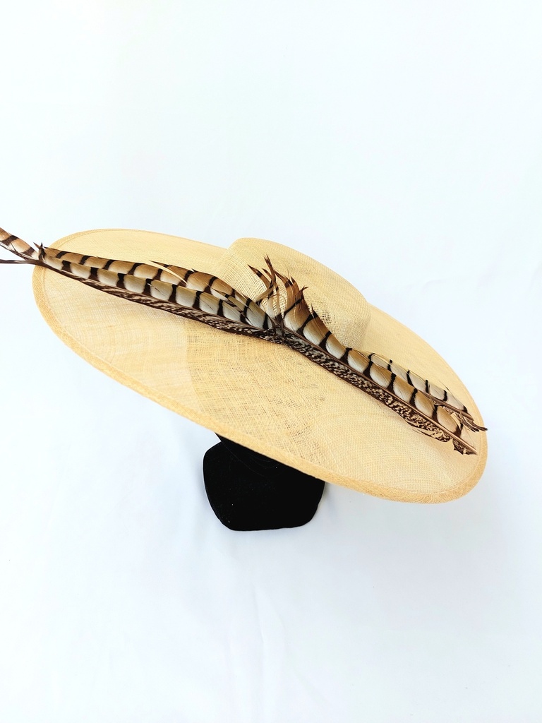 T&O CONCEPT - Chapeau naturel plume bune  - A641