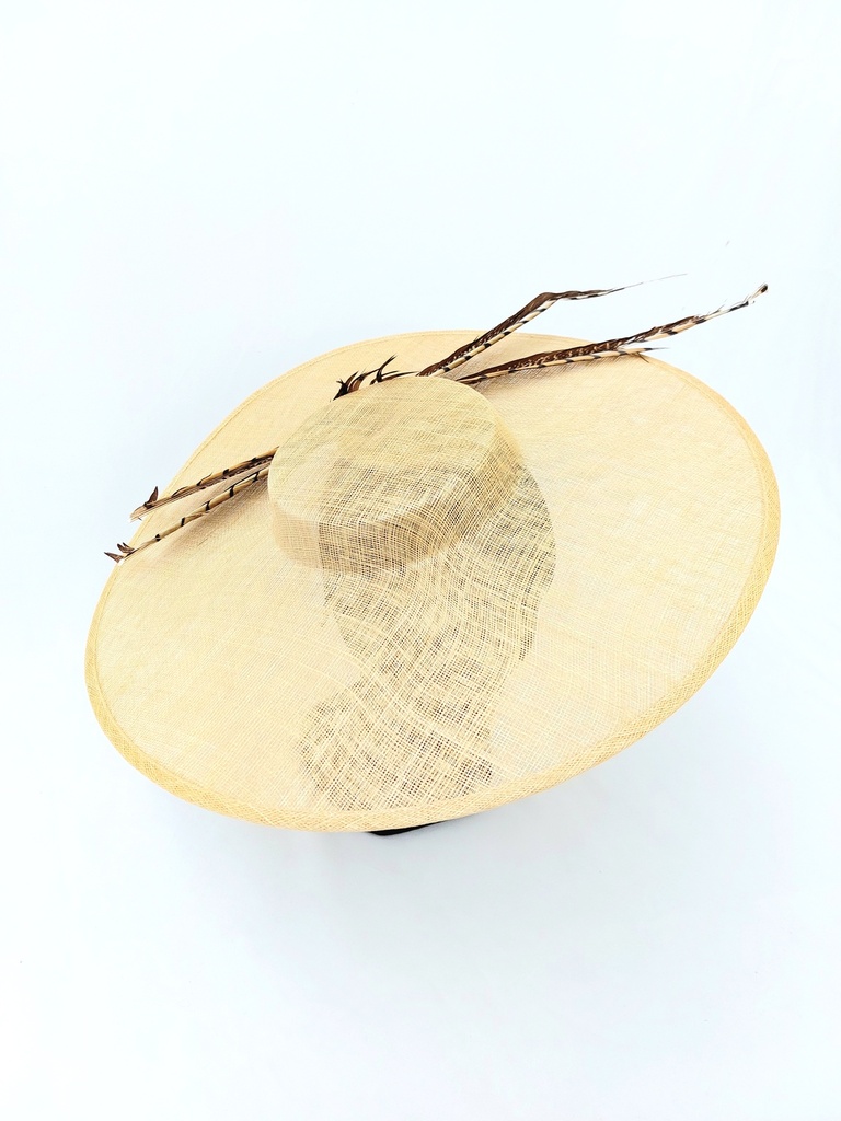 T&O CONCEPT - Chapeau naturel plume bune  - A641