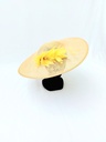 T&O CONCEPT - Chapeau Crème avec plumes jaunes - A721