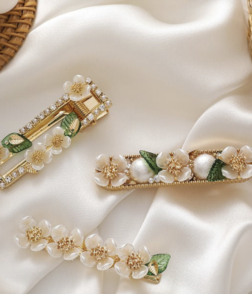 LOC - Barrette 3 fleurs N1 - A1299