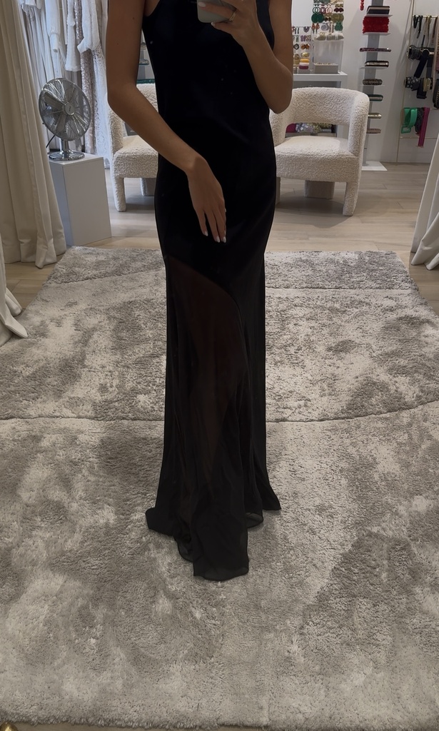 Robe longue avec bretelles transparentes - C03223