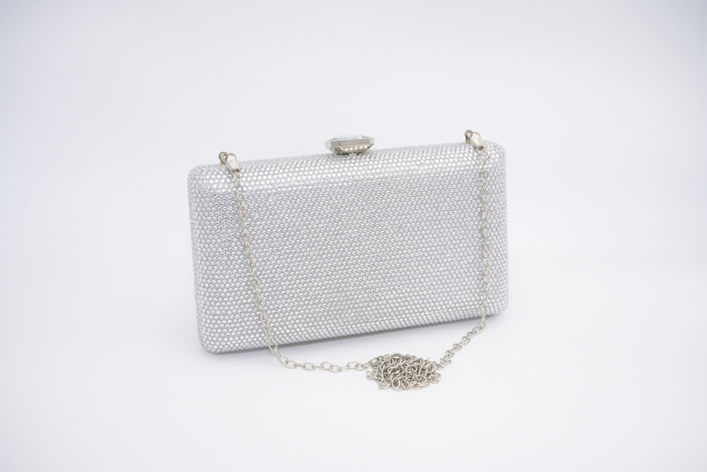 Pochette argentée strass - A1079