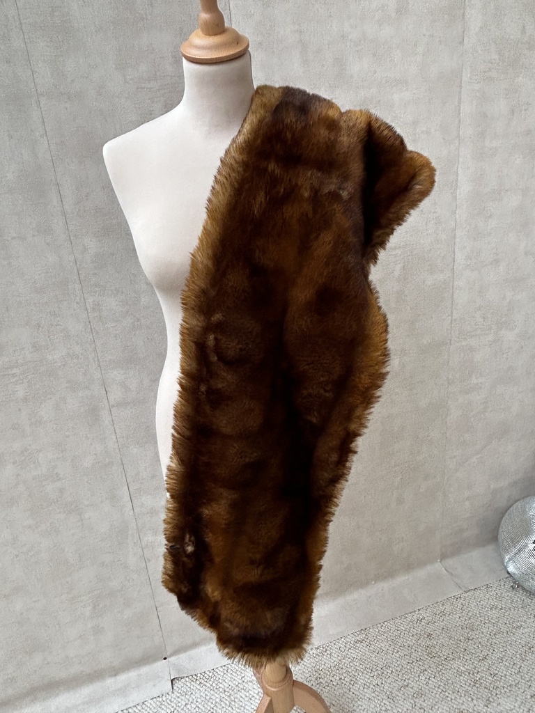 ESSENTIEL - Veste écharpe fourrure brun C03408