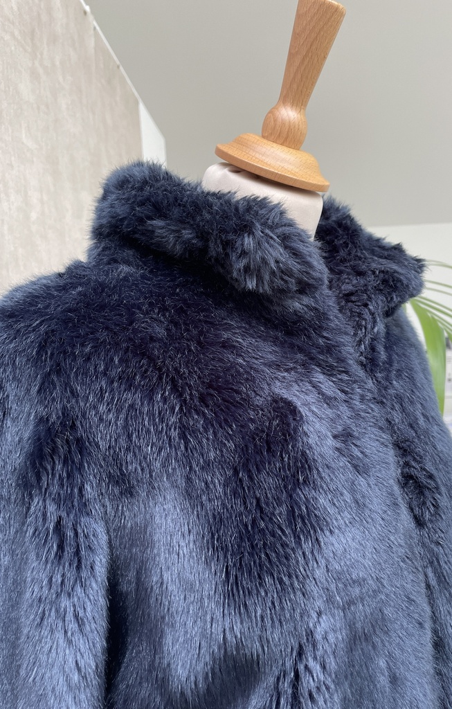 AMENAPIH - Veste fourrure bleue  - C02046
