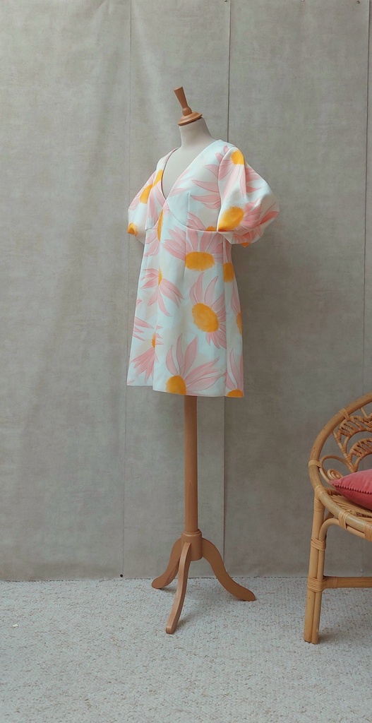 ASOS - Robe courte fleurie - C03571