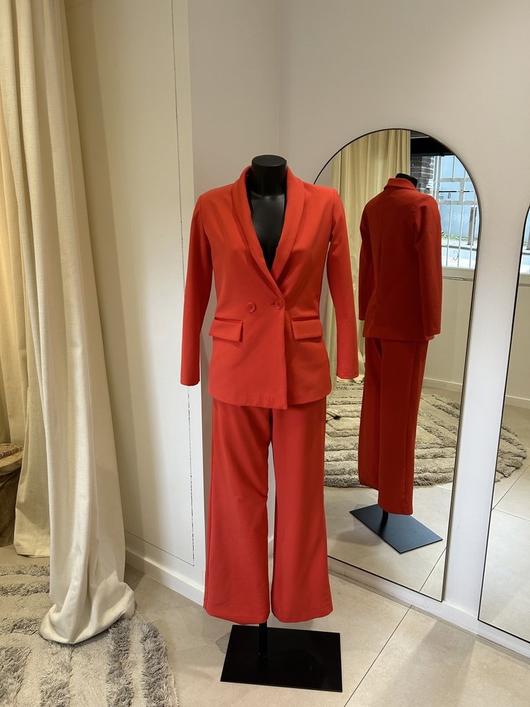 SE-EM Ensemble rouge - 1320