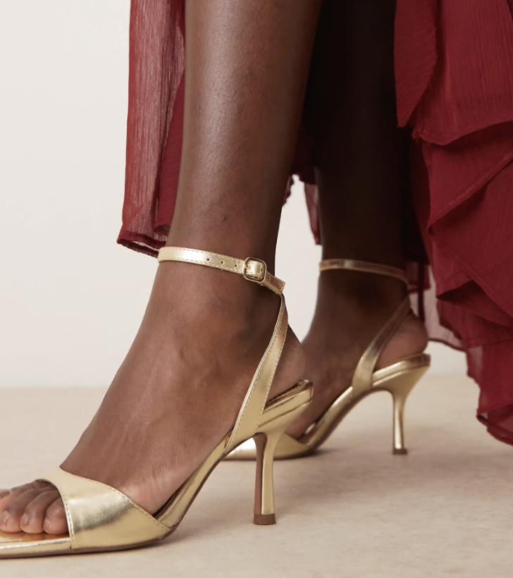 Talons sandales dorées - taille 41 - T31