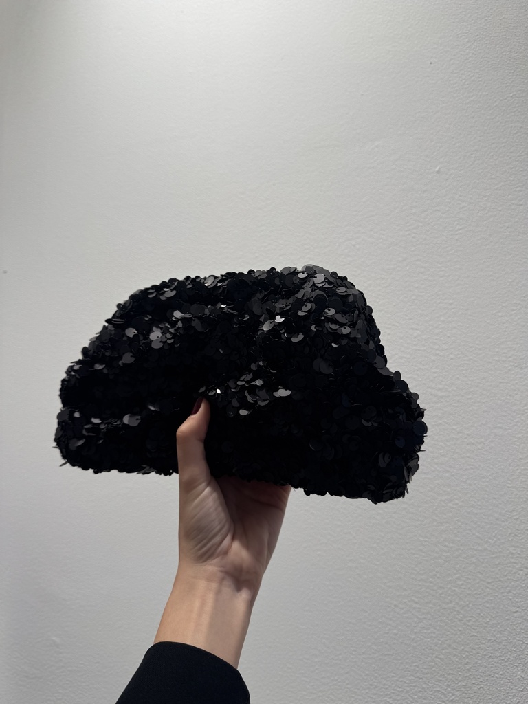 A360 - Pochette noir à strass 