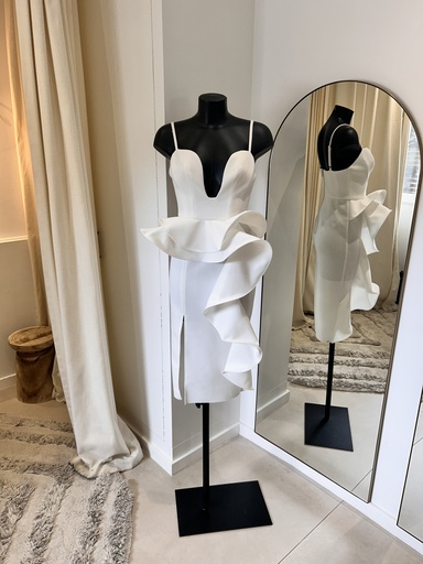 [1376] ASOS Robe blanche volants cotés - 1376